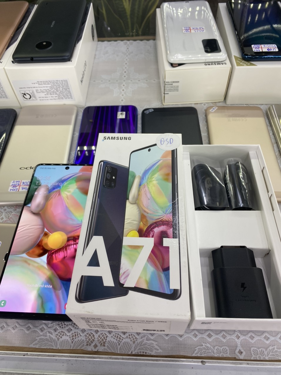 Điện Thoại Samsung A71